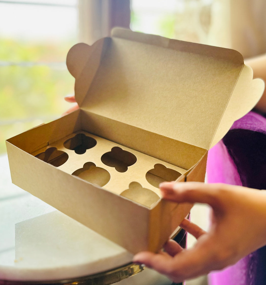 Cupcake box for 6 cup cakes
