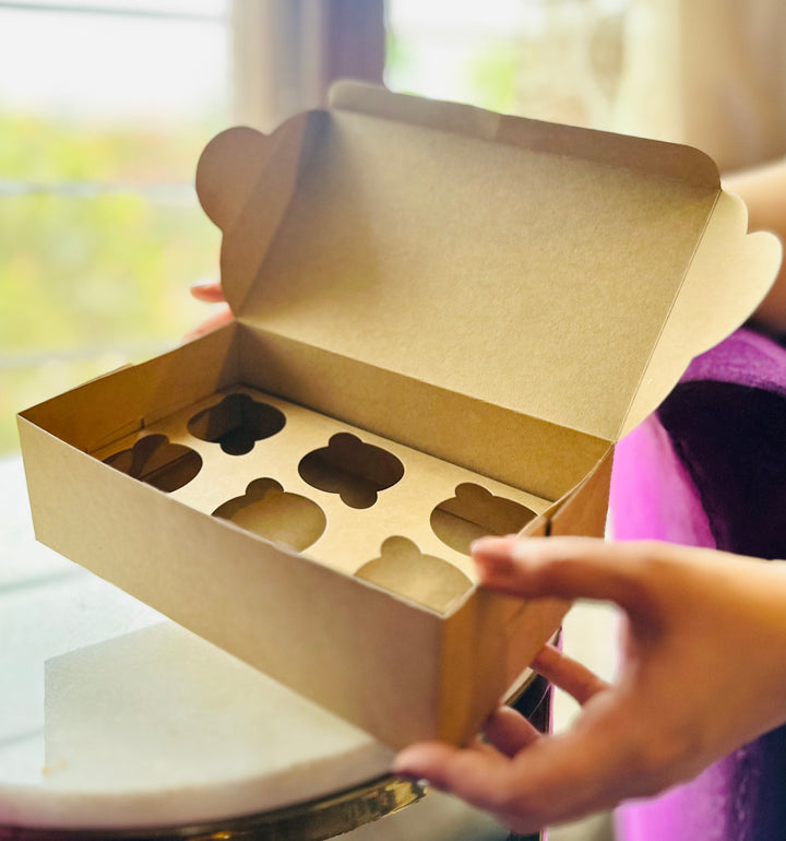 Cupcake box for 6 cup cakes